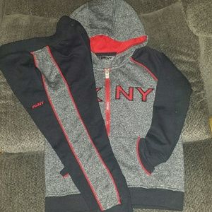 Nice! 2 piece sweat suit.